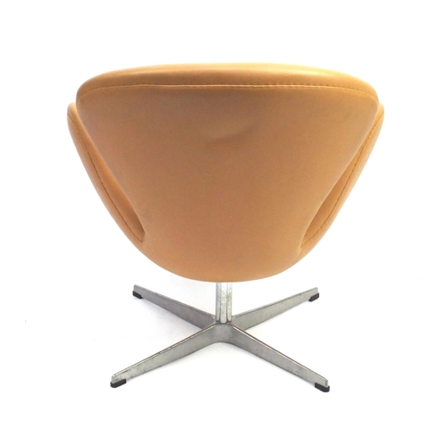 2047 - Arne Jacobsen design Swan chair, 87cm high