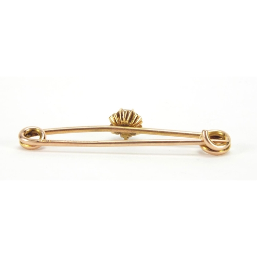 1023 - 9ct gold diamond solitaire bar brooch, 3.8cm in length, approximate weight 1.7g