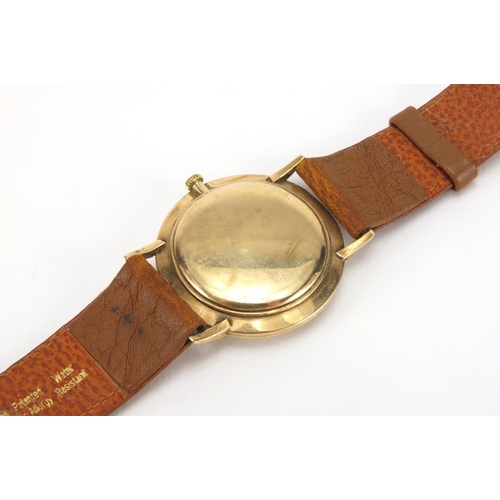 1072 - 9ct gold Longines gentleman's wristwatch, 3.2cm in diameter excluding the crown