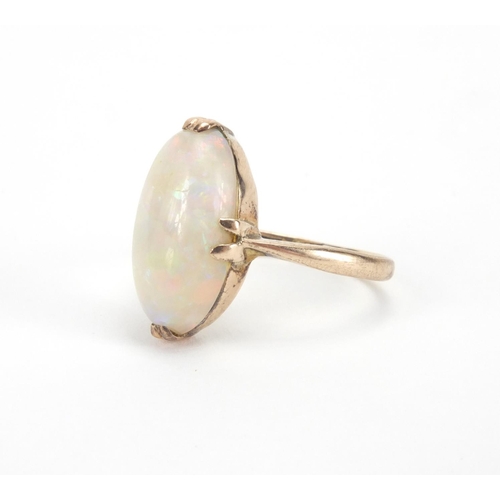 1032 - 9ct gold cabochon opal ring, size O, approximate weight 3.0g