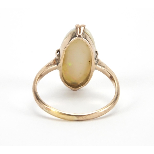 1032 - 9ct gold cabochon opal ring, size O, approximate weight 3.0g