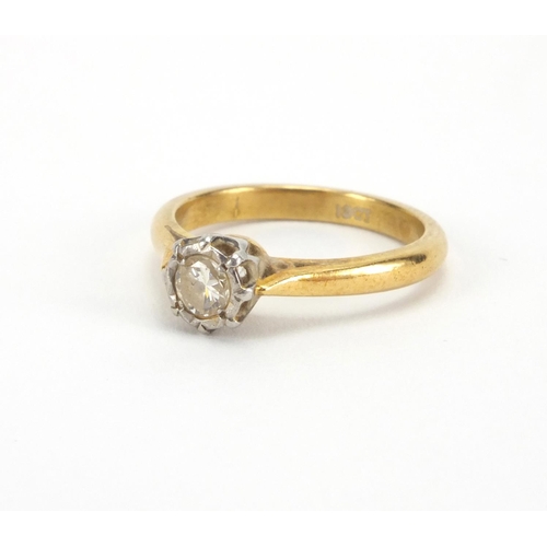 1011 - 18ct gold diamond solitaire ring, size K, approximate weight 3.4g