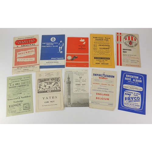 229 - Group of 1940's and later football programmes including England v Belgium January 19th 1946, Charlto... 