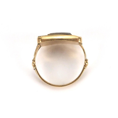 1030 - 9ct gold black enamel mourning ring - In Memory Of, with central glass panel, size M, approximate we... 