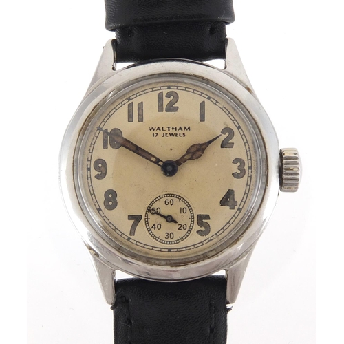 1071 - American Military interest World War II Waltham wristwatch with luminous hands, stamped Ord Depd U.S... 