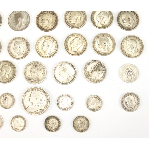 2509 - Victorian and later British coins including shillings, approximate weight 275.0g