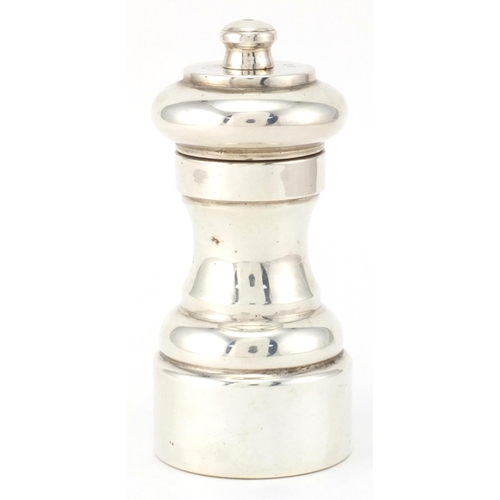 2416 - Silver pepper mill, D.M.S London 1977, 10.5cm high, approximate weight 153.4g