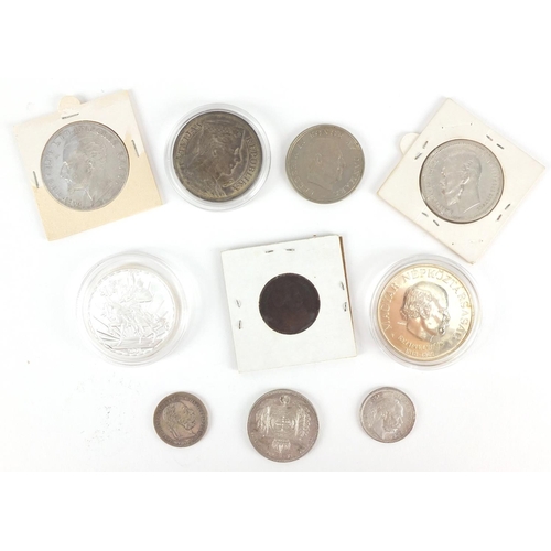 2472 - 19th century and later foreign coins mostly silver inclining an 1894 five Leva, 1931 five Lati, 1912... 