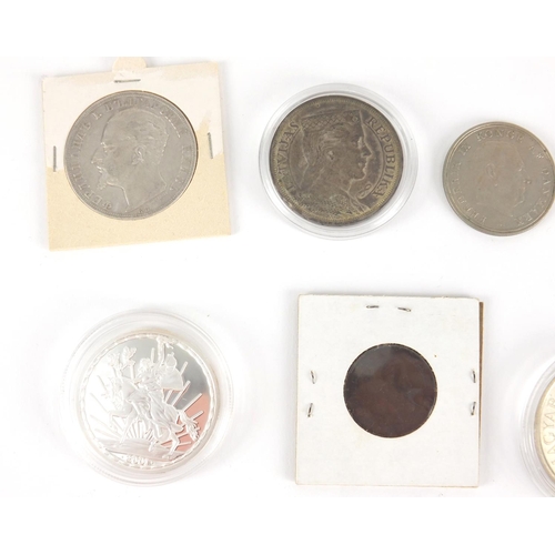 2472 - 19th century and later foreign coins mostly silver inclining an 1894 five Leva, 1931 five Lati, 1912... 