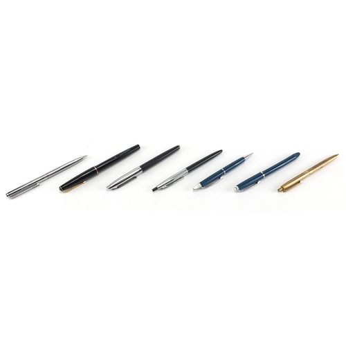 2396A - Pens and propelling pencils including Parker and a blue and guilloche enamel propelling pencil