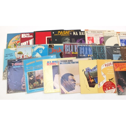 2746 - Blues vinyl LP's including Mississippi, Fred McDowell, Freddie King and Bill Broonzy