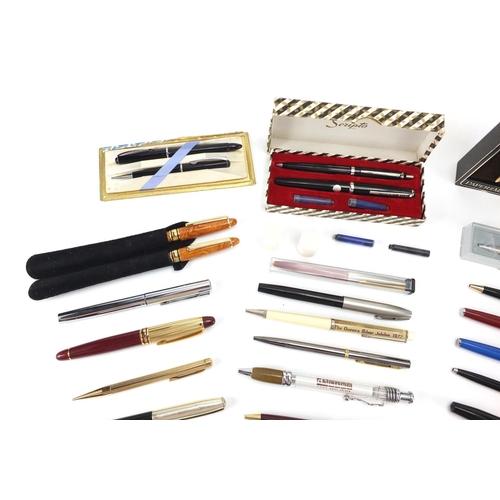 2398 - Predominantly fountain pens some sets, some boxed, including Parker, Regency and Platignum