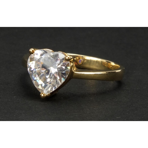 2587 - 9ct gold clear stone love heart ring, size M, approximate weight 2.8g