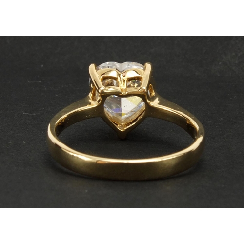 2587 - 9ct gold clear stone love heart ring, size M, approximate weight 2.8g