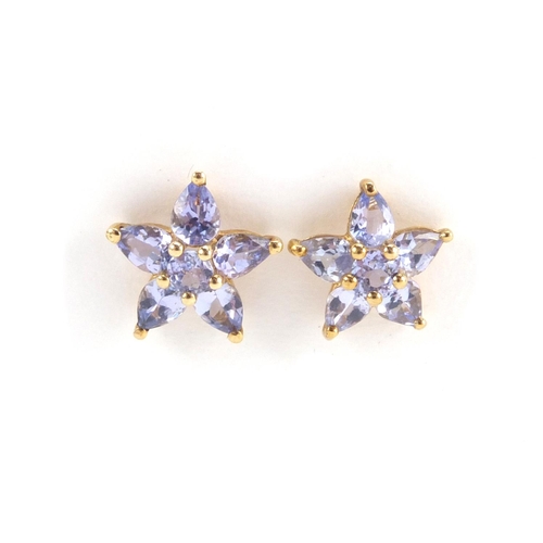 2650 - Pair of 9ct gold tanzanite flower hear earrings, 1cm in diameter, approximate weight 1.2g