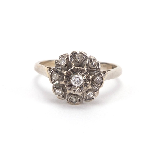 2528 - 18ct gold diamond cluster ring, size R, approximate weight 4.2g