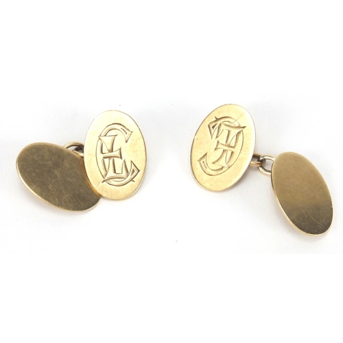 2537 - Pair of 9ct gold cuff links, approximate weight 8.2g