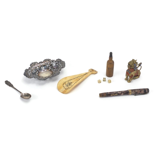 39 - Miscellaneous objects including a marbleised Conway Stewart fountain pen with gold nib, silver bonbo... 