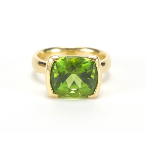 794 - 18ct gold and Peridot ring, size N, with Rox gems and jewellery insurance valuation approximate weig... 