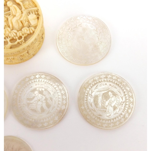 511 - Chinese Canton ivory pot and cover housing seven Mother of Pearl gaming counters, the pot and cover ... 