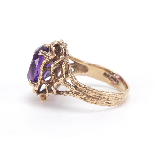 887 - 9ct gold amethyst solitaire ring, size M, approximate weight 5.5g