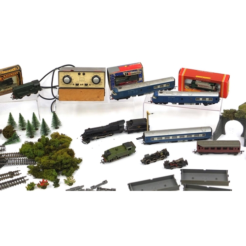 393 - 00 gauge model railway track and accessories including Lima locomotives, Hornby Thomas The Tank Engi... 