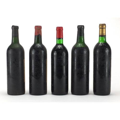 83 - Five bottles of red wine comprising Chateau Batailley 1976 Grand Cru Pauillac, Block Grey & Block vi... 