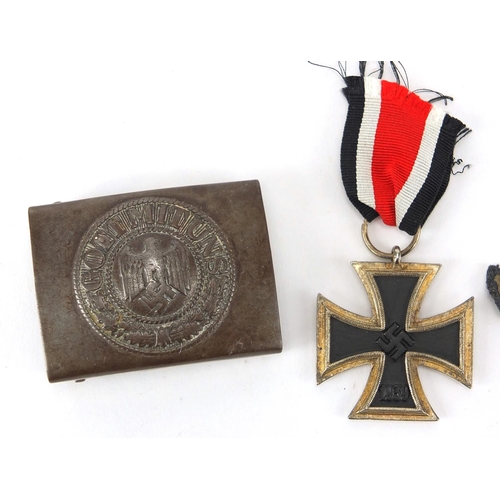 309 - German Military interest Militaria including iron cross, Gottmituns buckle and two cloth patches