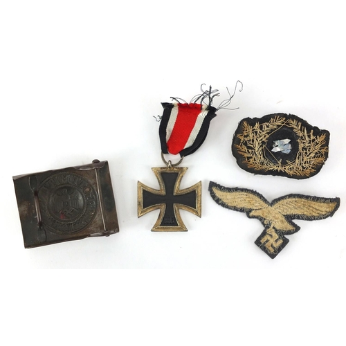 309 - German Military interest Militaria including iron cross, Gottmituns buckle and two cloth patches