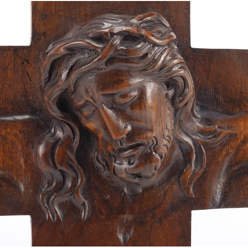 90 - Well detailed wood carving of Christ together with a Patinated bronze Corpus Christi, the largest 25... 