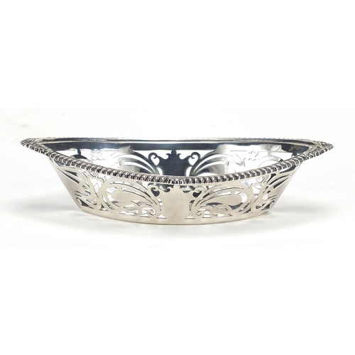 754 - Elkington & Co silver dish with pierced decoration, Birmingham 1905, numbered 23330 to the base, 18c... 