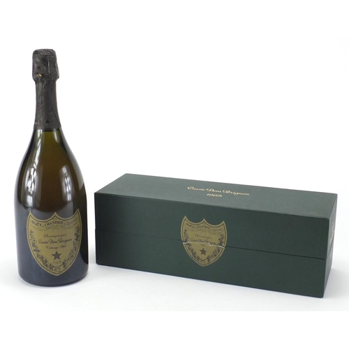 77 - Bottle of Moet & Chandon vintage 1985 Dom Perignon Champagne, with box