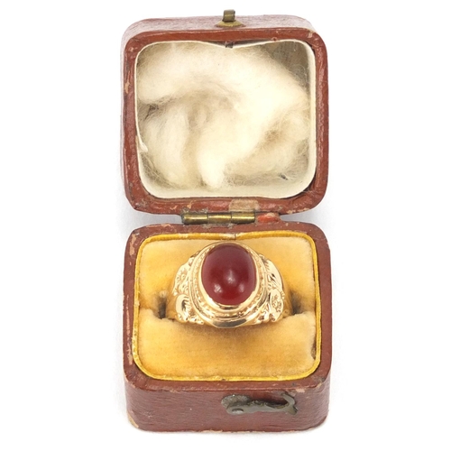 894 - 9ct gold cabochon cornelian ring, size J, approximate weight 3.6g