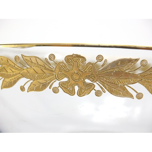 633 - Good quality Art Deco clear cut glass fruit bowl with stylised twin handles, etched and decorated in... 