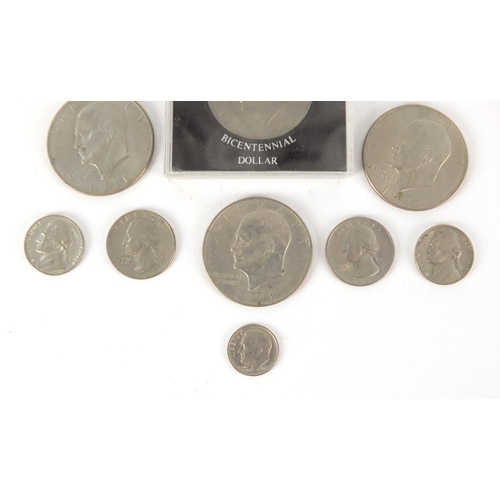 494 - Small selection of mostly American coinage