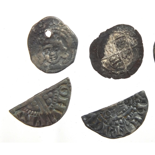 216 - Three hammered silver pennies, together with clippings and other coins, approximate weight 9.6g