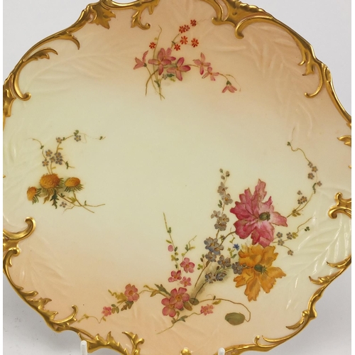 607 - Set of six Victorian Royal Worcester blush ivory porcelain plates with gilt borders, each decorated ... 