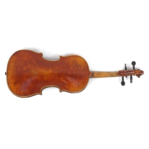 277 - Old wooden violin with scrolled neck, bearing a Mordoch & Co of London label to the interior, the vi... 