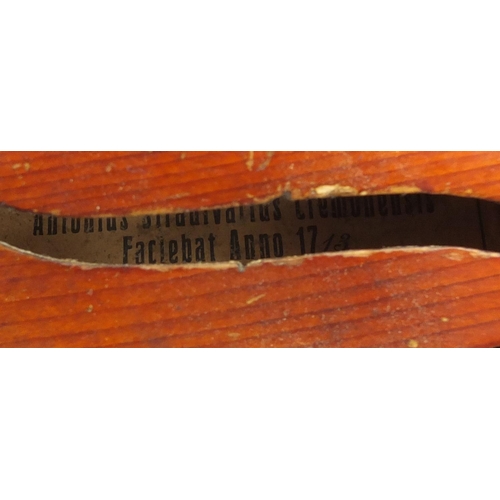 277 - Old wooden violin with scrolled neck, bearing a Mordoch & Co of London label to the interior, the vi... 