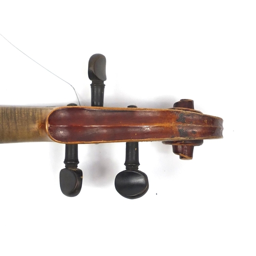 275 - Old wooden violin with scrolled neck, bearing a Giovan Paolo Maggini label to the interior, with vel... 