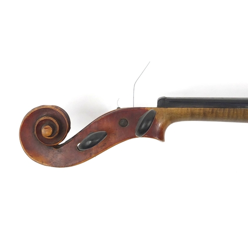 275 - Old wooden violin with scrolled neck, bearing a Giovan Paolo Maggini label to the interior, with vel... 