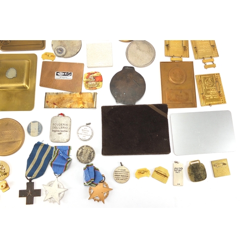 140 - Collection of motoring badges, medals and medallions, mostly Italian, including some silver exmaples