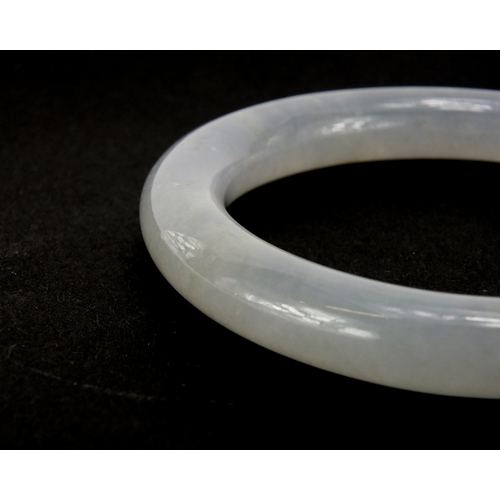 494 - Chinese white stone bangle possibly rock crystal, 8cm in diameter, approximate weight 55.9g