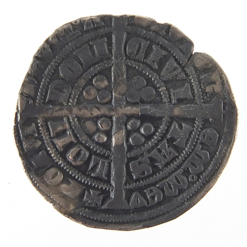 197 - Hammered silver groat, probably Edward III, 2.8cm in diameter, approximate weight 4.5g