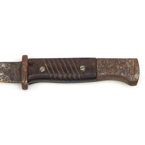 699 - Military interest bayonet, 36cm in length