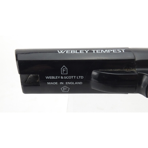 703 - Webley & Scott Tempest air pistol