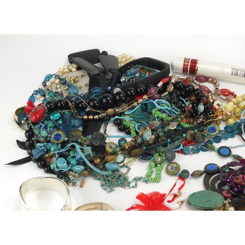 291 - Box of assorted costume jewellery including necklaces, earrings, bracelets etc