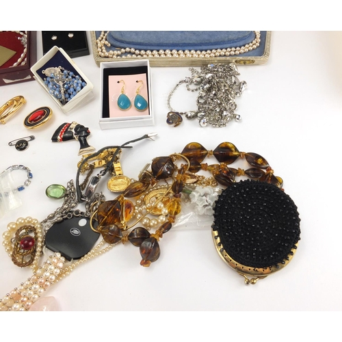 304 - Vintage and later costume jewellery including necklaces, bracelets and brooches