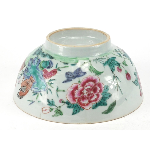 422 - Chinese porcelain footed bowl decorated with birds and flowers, 20cm in diameter