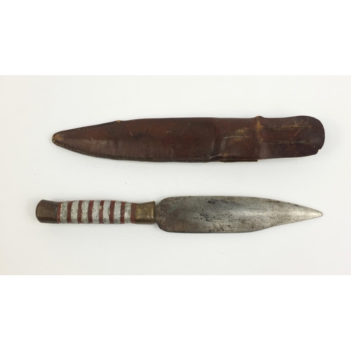 688 - German Military style fighting knife with sheath, 31cm long